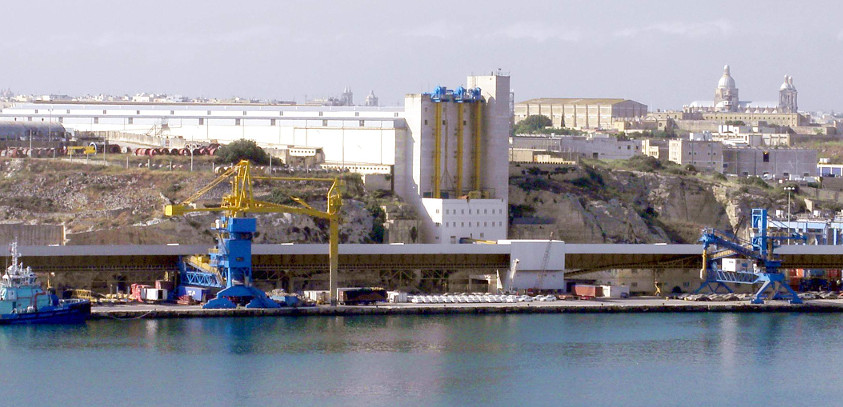 Kordin Grain Terminal, harbour view